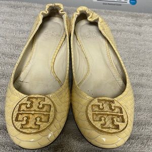 Tory Burch flats light yellow